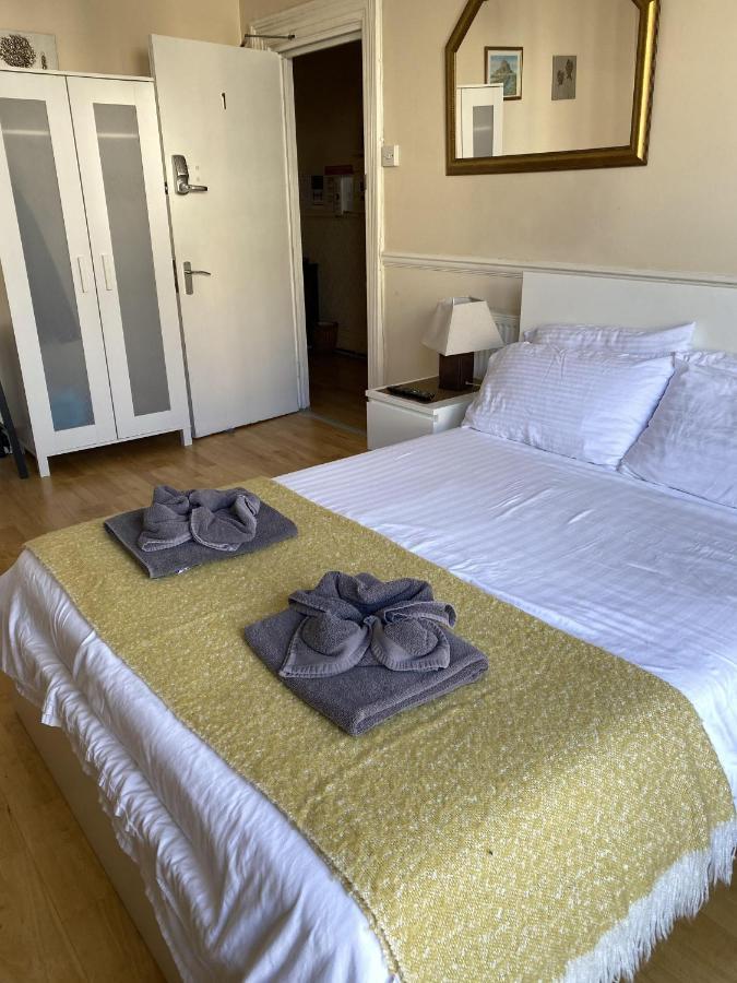 Parasol Weston Guest House Cameră foto